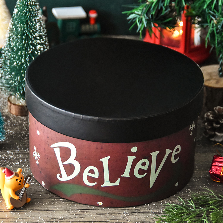X'mas Round Gift Box with Shredded Paper