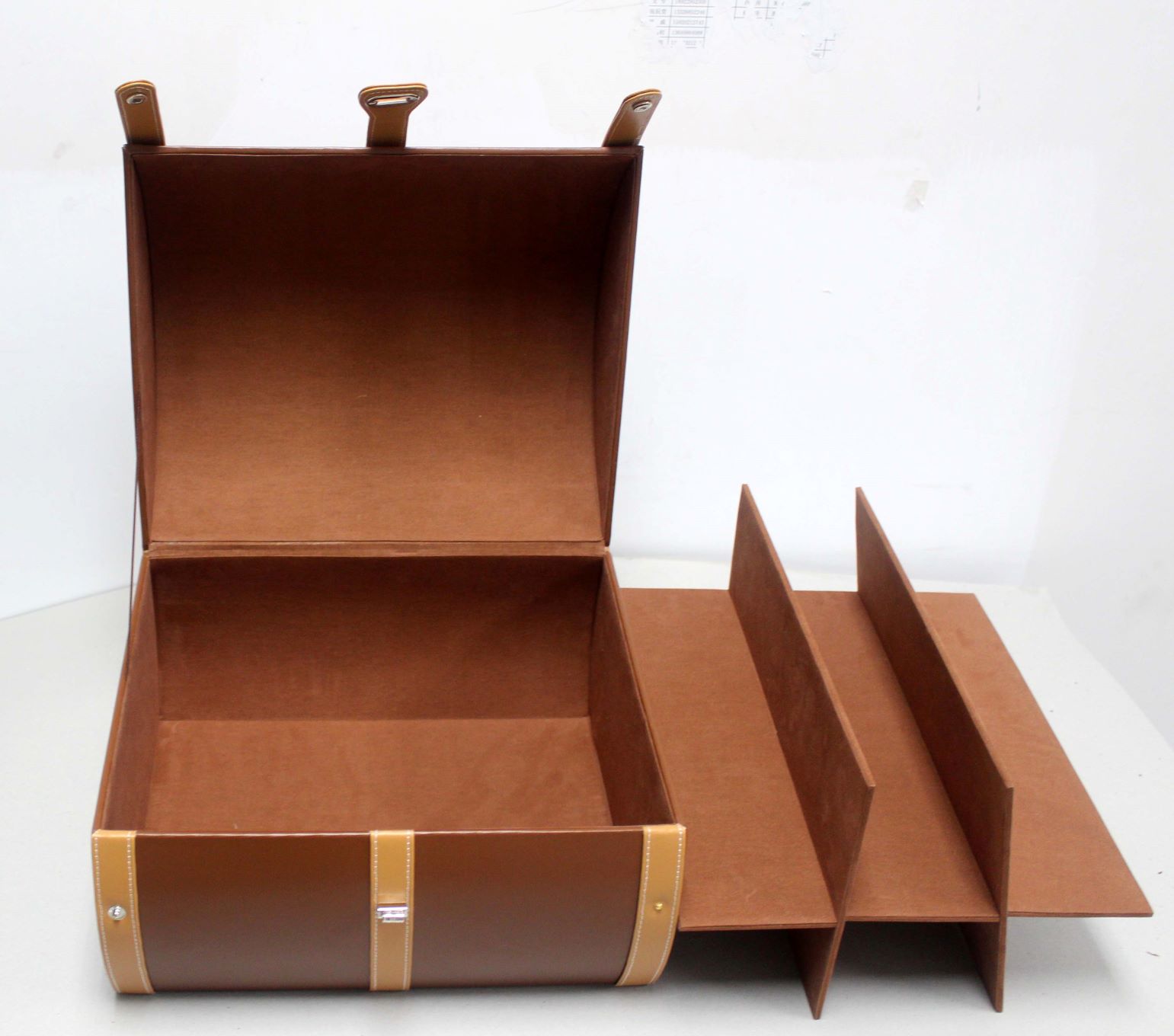 Oak Barrel Shape PU Wine Gift Box for Six Bottles