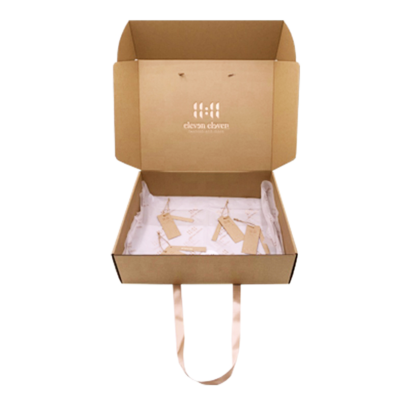 Mailer Box with Ribbon Handles and Gold Stamping